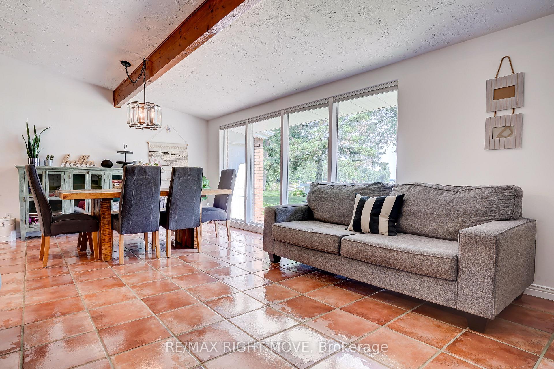 Photo 9 of 2215 Thomson Crescent, Severn, Rural Severn — HOMEH