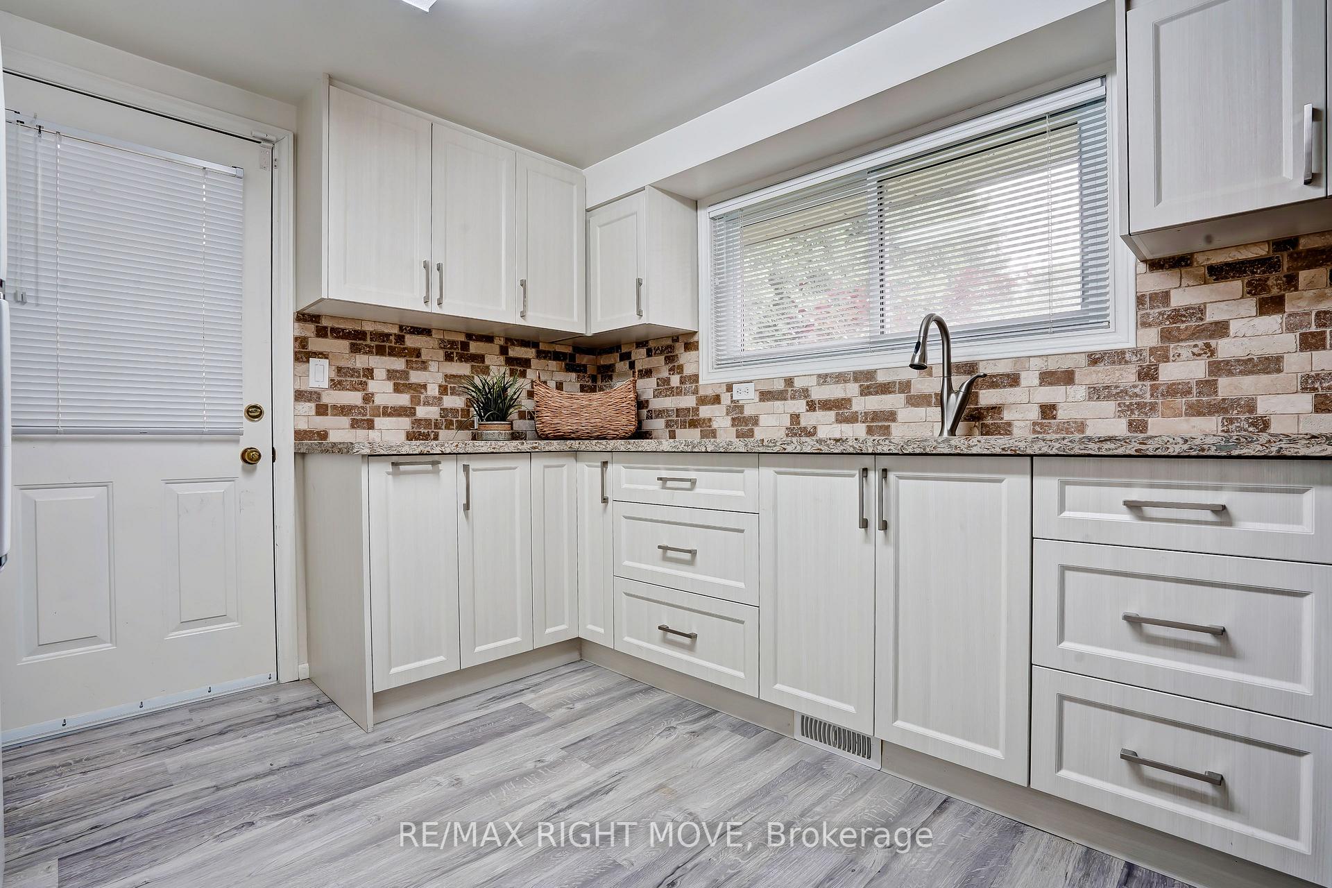 Photo 26 of 2215 Thomson Crescent, Severn, Rural Severn — HOMEH