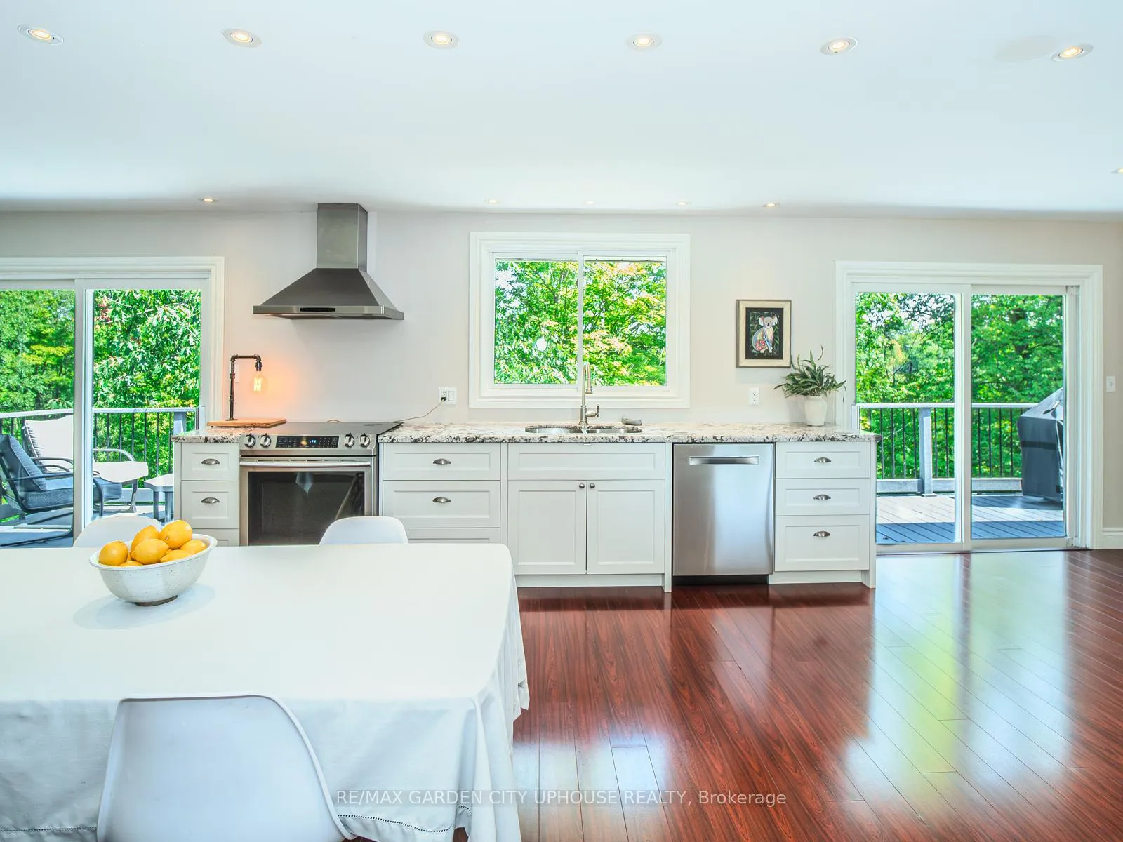 Photo 16 of 3197 Ninth Street, St. Catharines, Rural Eighth — HOMEH