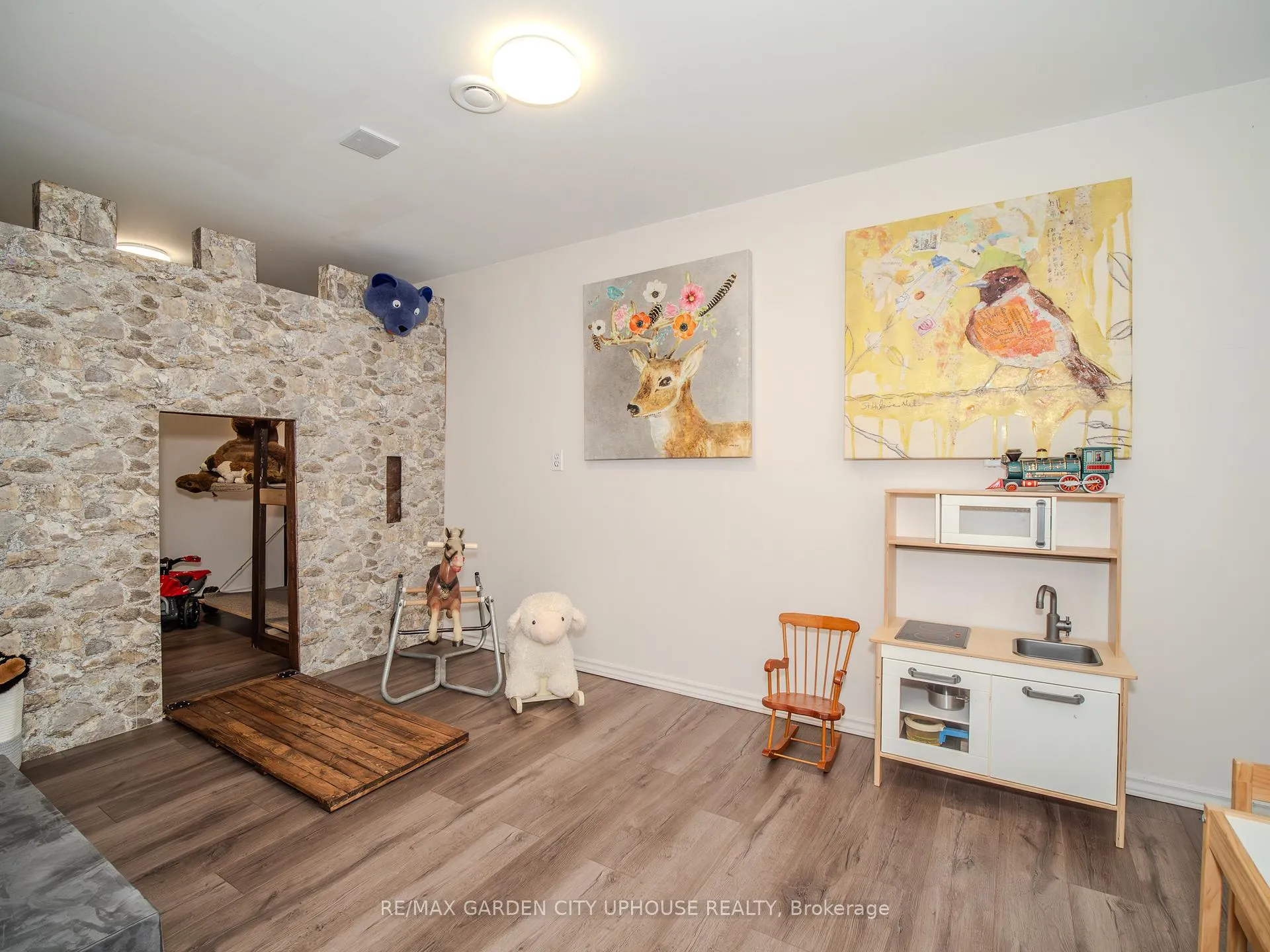 Photo 47 of 3197 Ninth Street, St. Catharines, Rural Eighth — HOMEH