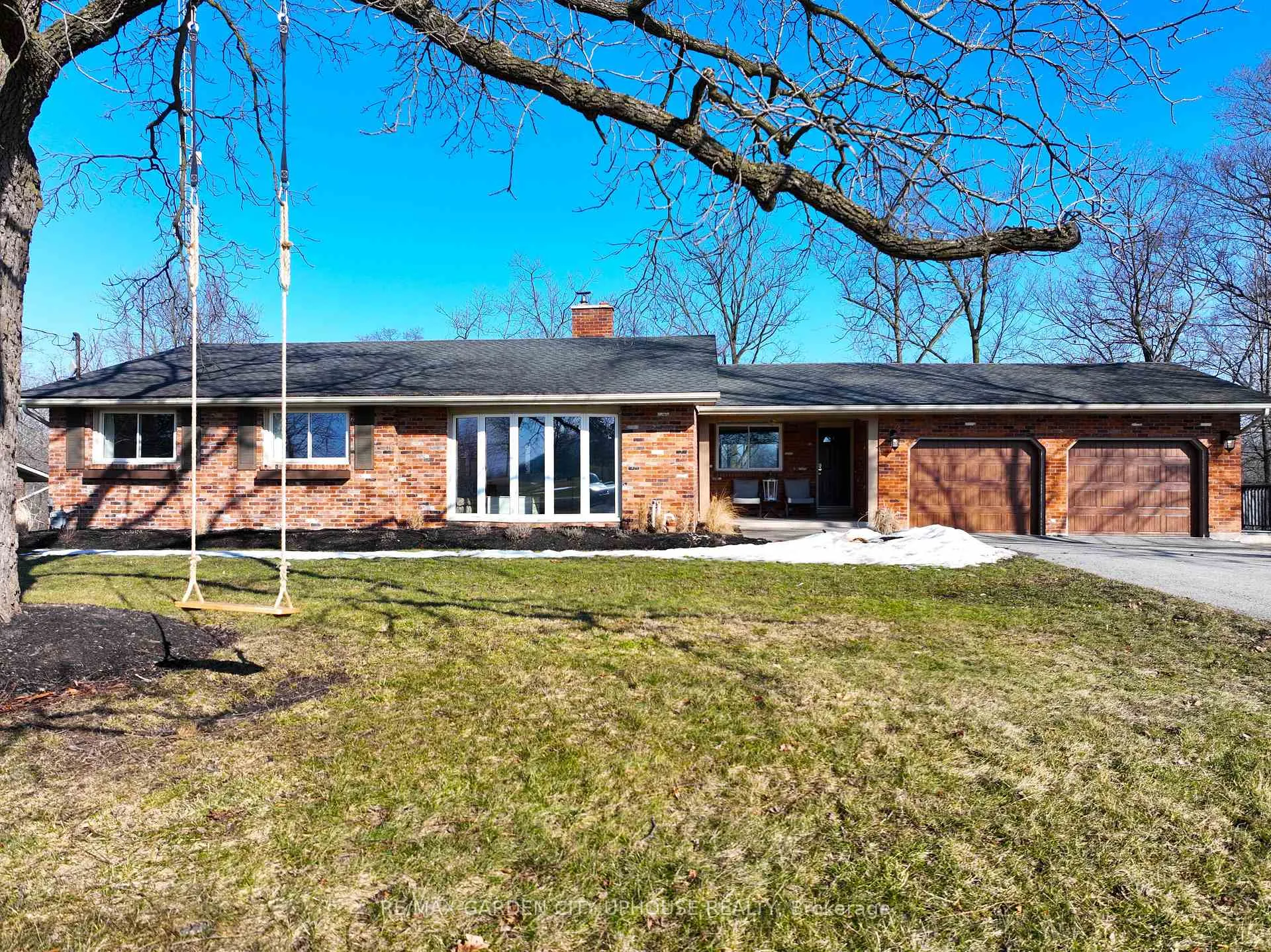 Photo 1 of 3197 Ninth Street, St. Catharines, Rural Eighth — HOMEH