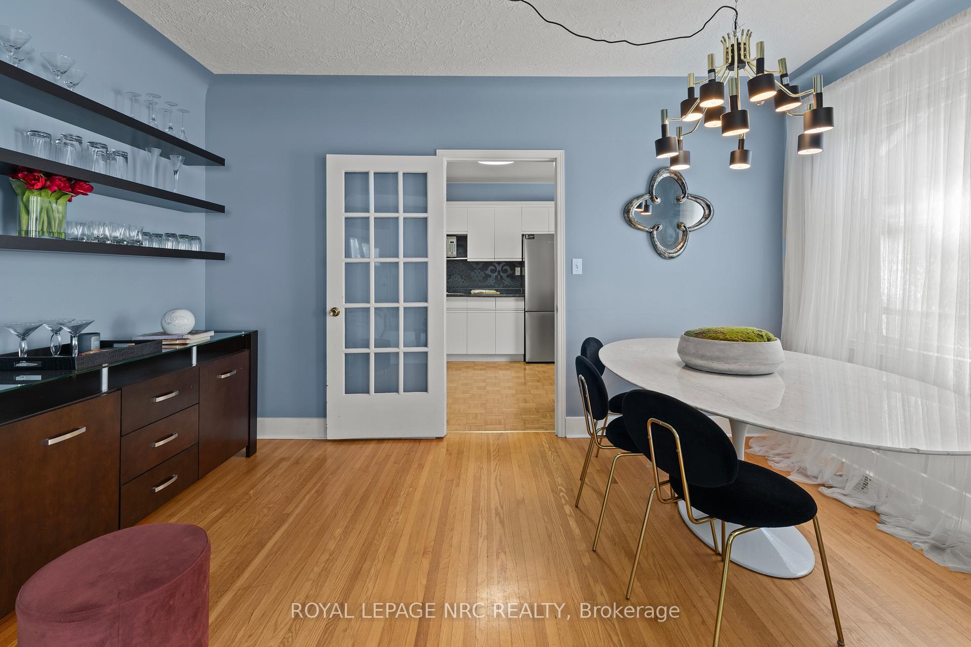 Photo 14 of 28 Augusta Avenue, St. Catharines, Facer — HOMEH