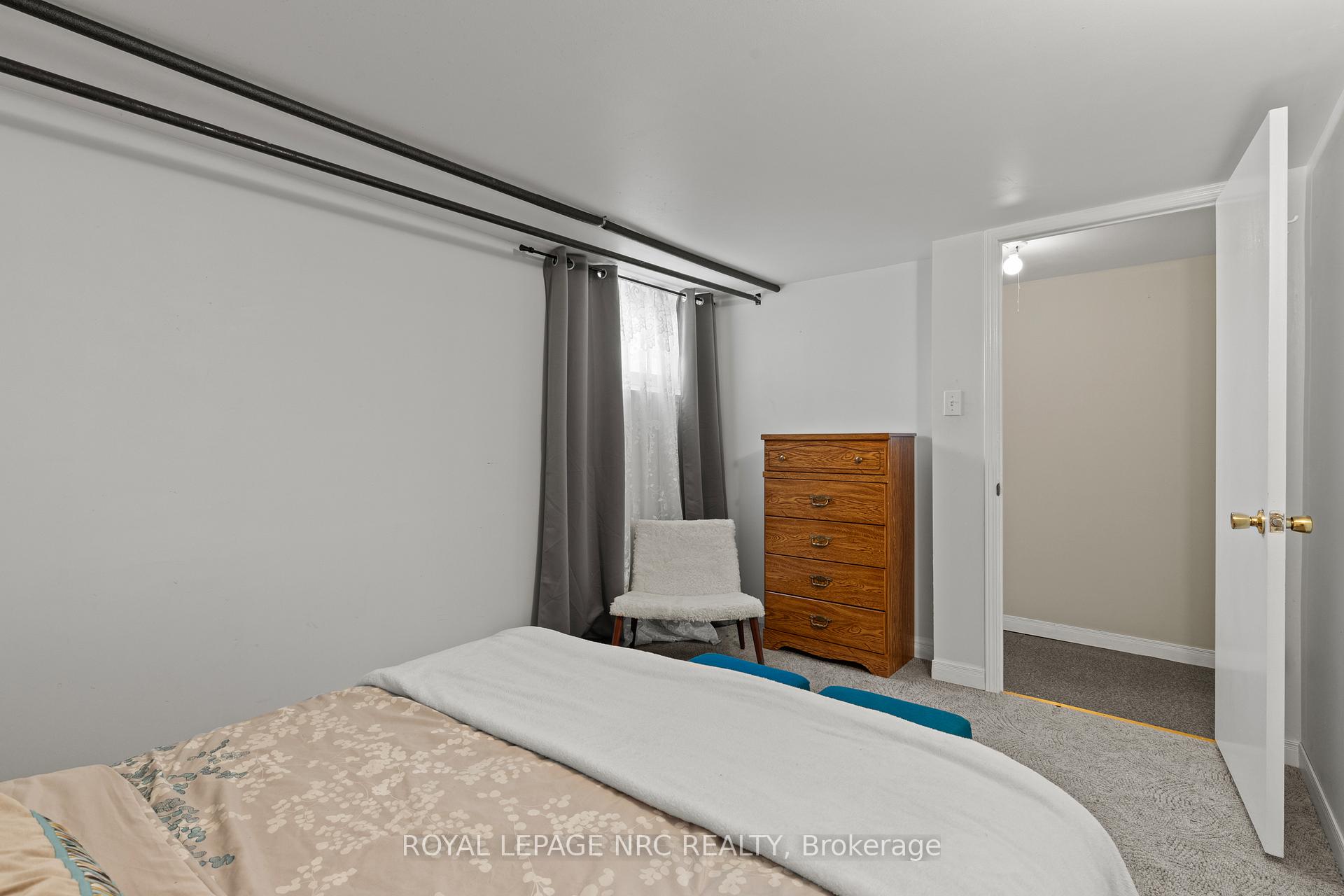 Photo 32 of 28 Augusta Avenue, St. Catharines, Facer — HOMEH