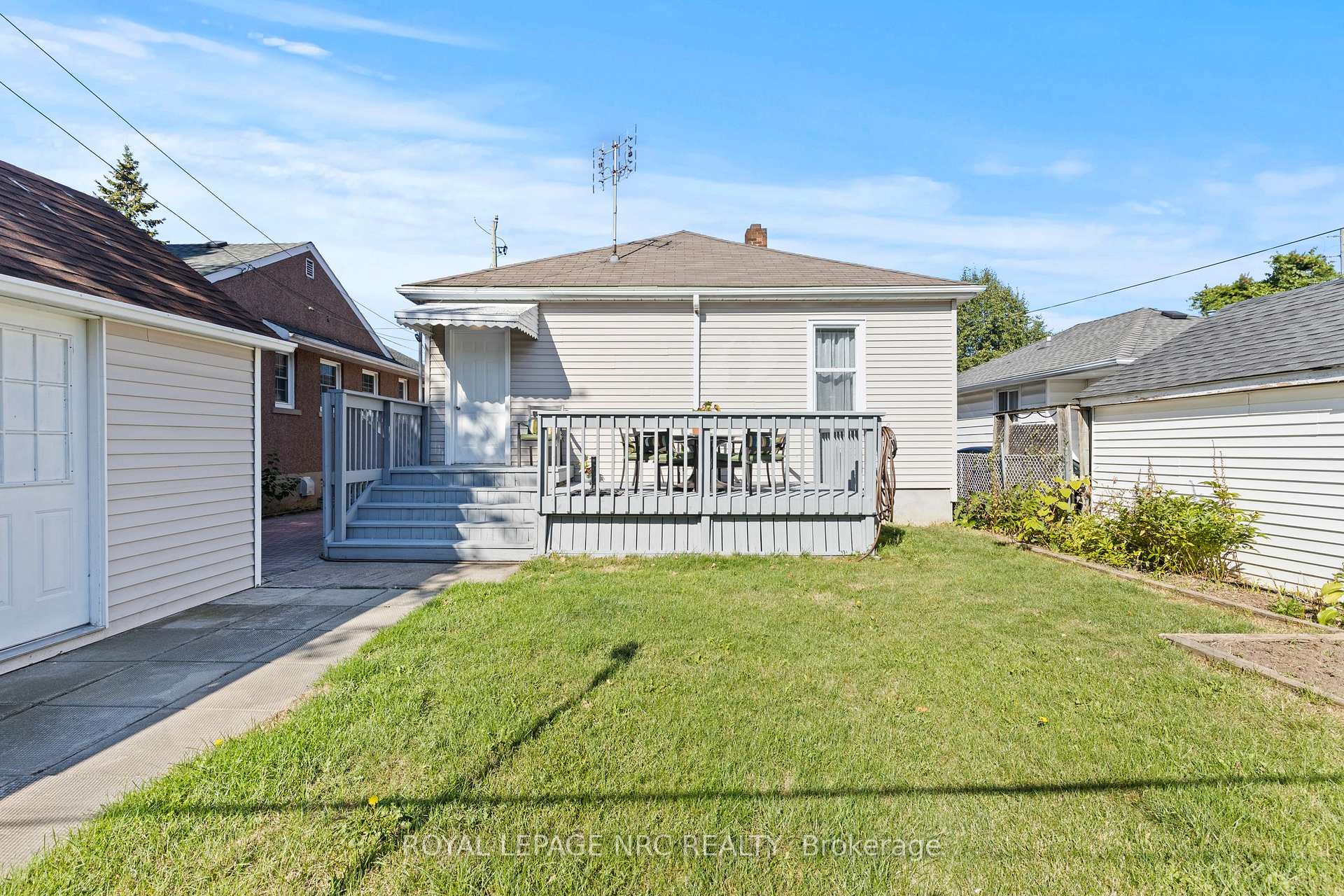 Photo 35 of 28 Augusta Avenue, St. Catharines, Facer — HOMEH