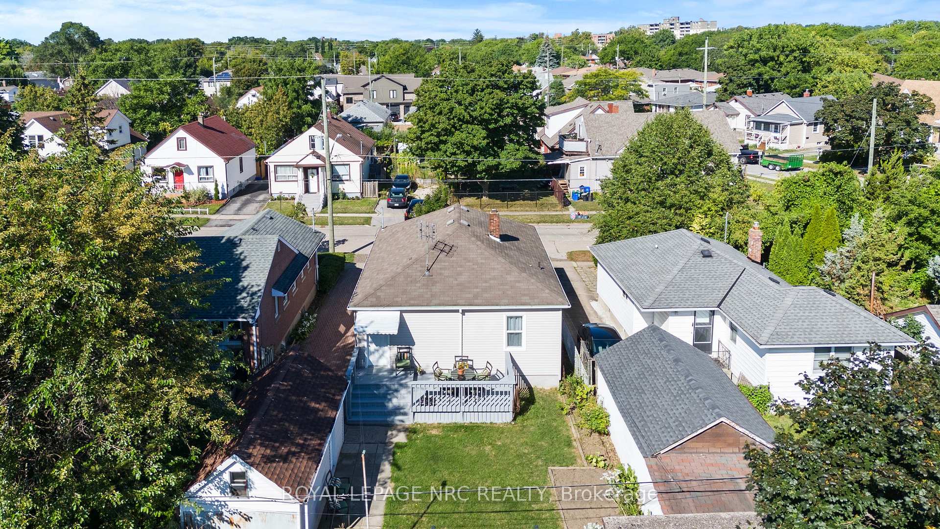 Photo 41 of 28 Augusta Avenue, St. Catharines, Facer — HOMEH