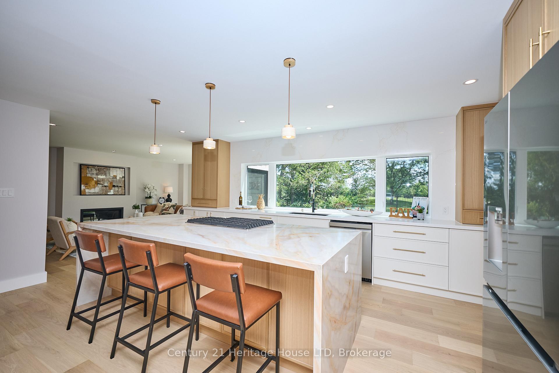 Photo 14 of 65 Highland Avenue, St. Catharines, Old Glenridge — HOMEH