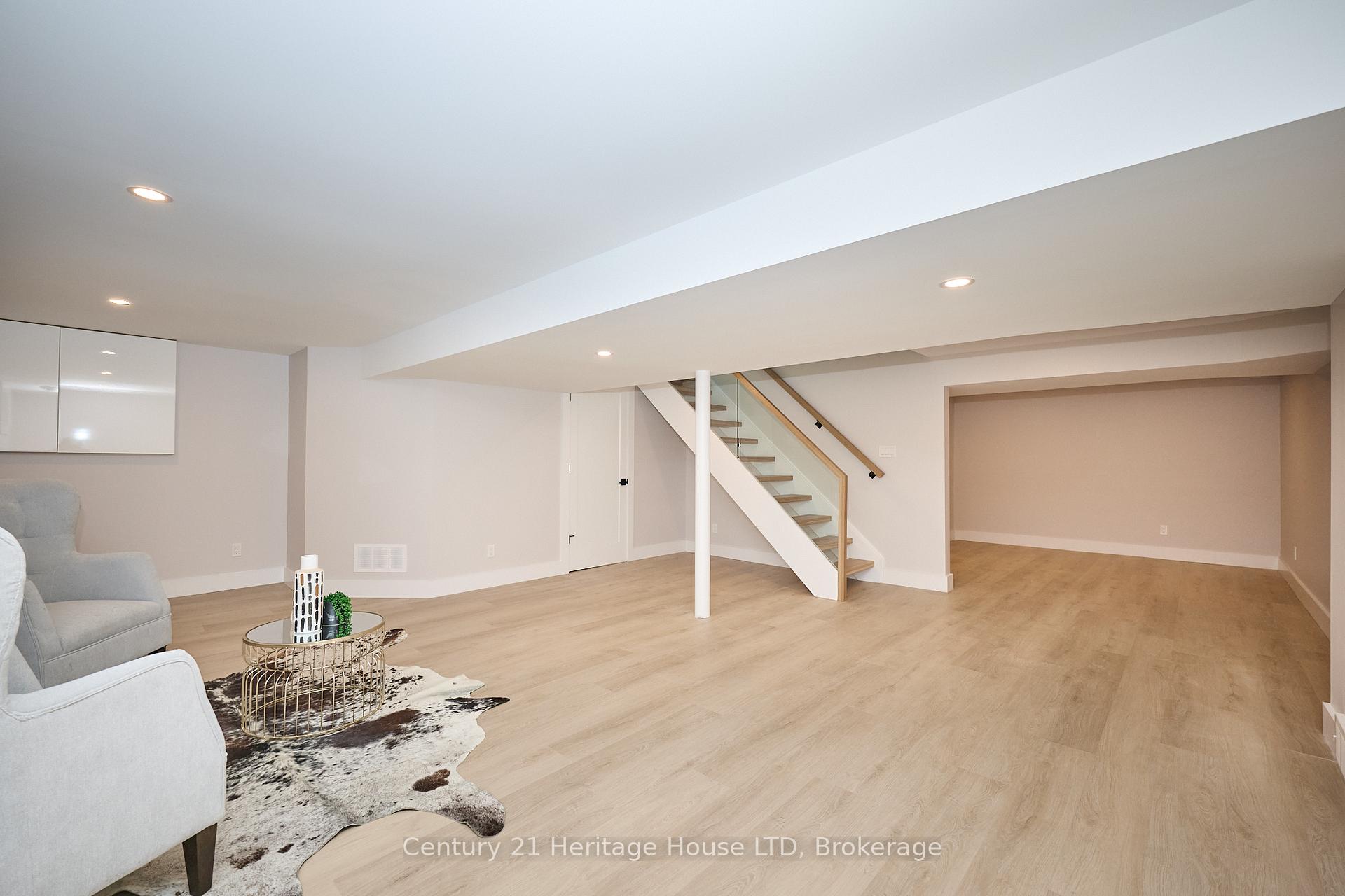 Photo 40 of 65 Highland Avenue, St. Catharines, Old Glenridge — HOMEH