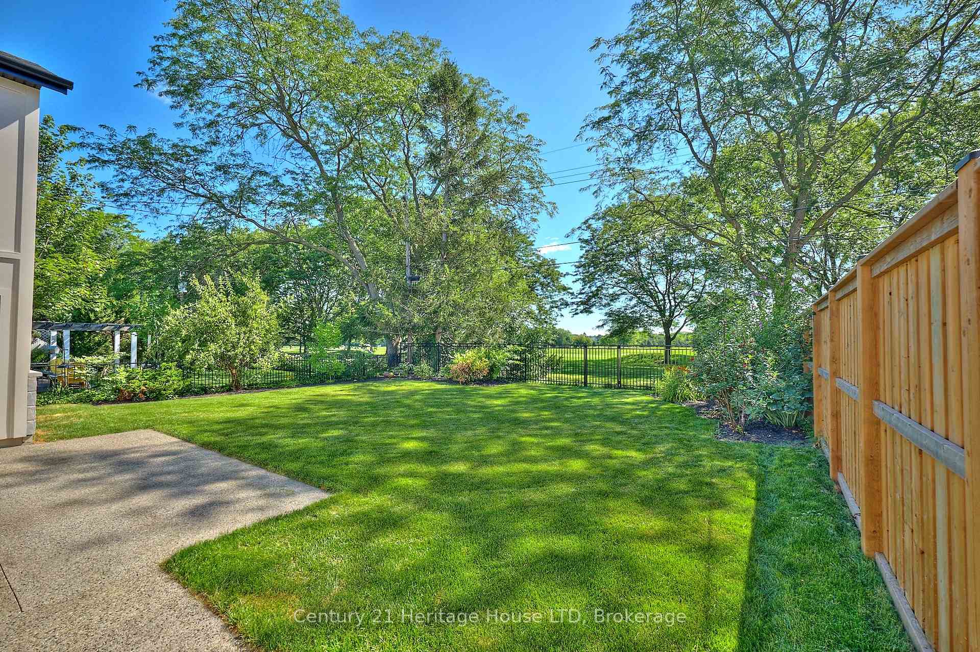 Photo 43 of 65 Highland Avenue, St. Catharines, Old Glenridge — HOMEH