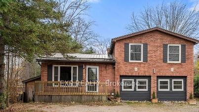 Front of 2668 Westshore Crescent