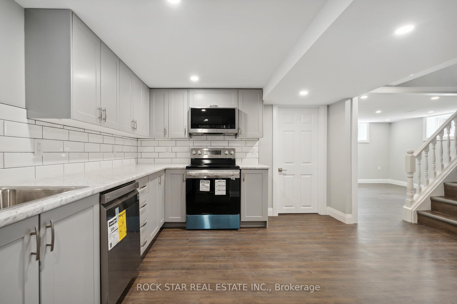 Photo 12 of Unit Lower, 13 Derby Lane, St. Catharines, E. Chester — HOMEH