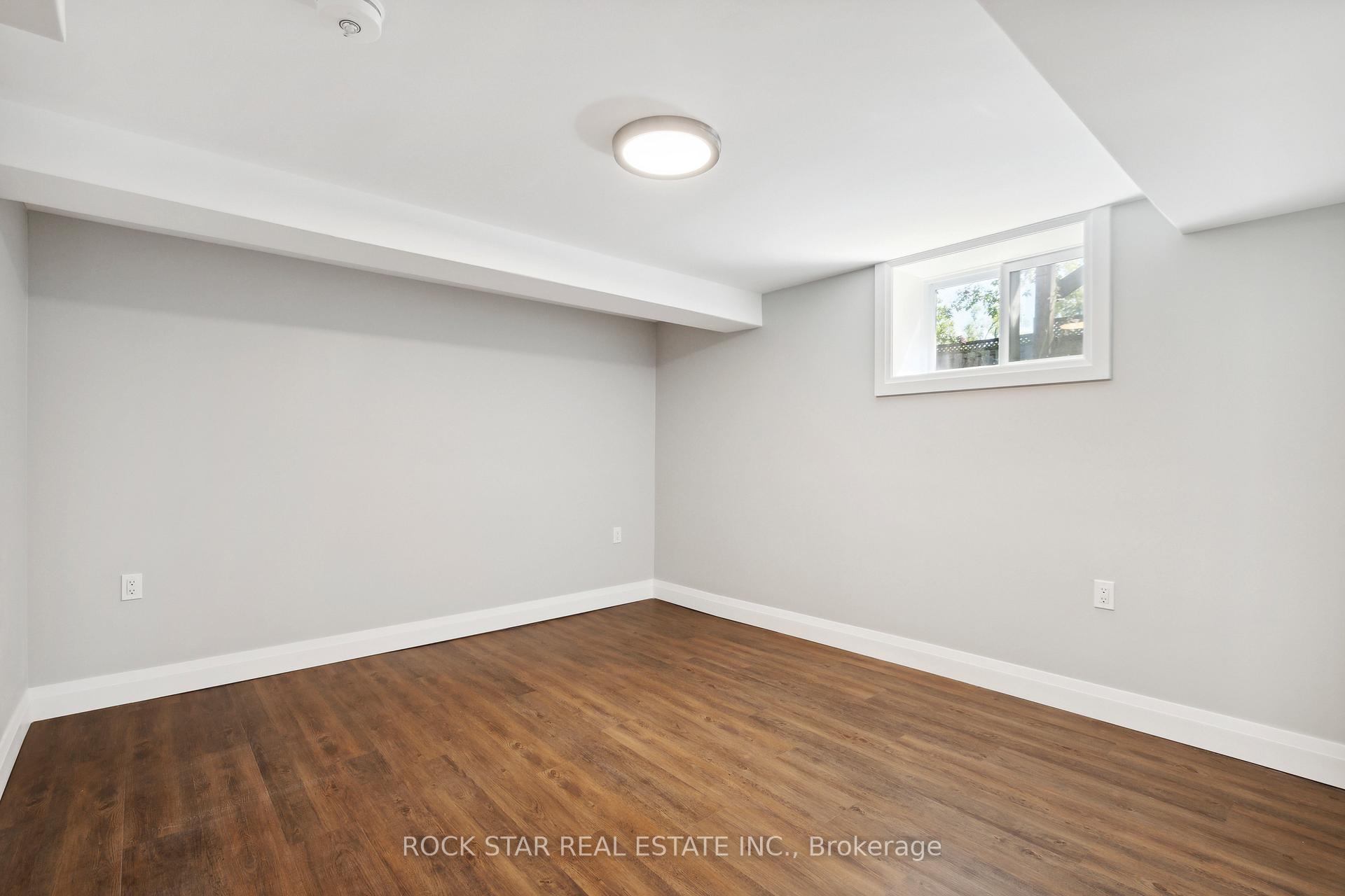 Photo 14 of Unit Lower, 13 Derby Lane, St. Catharines, E. Chester — HOMEH