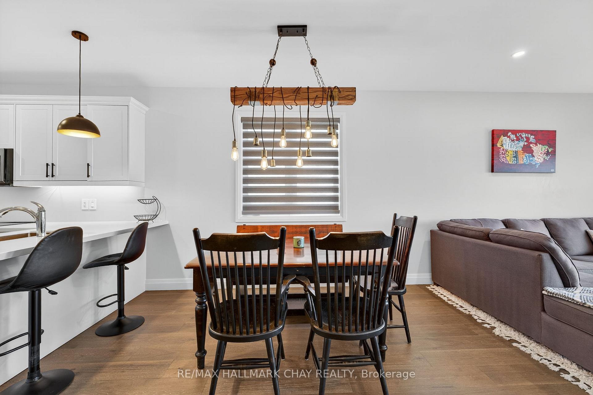 Photo 7 of 138 Ritchie Crescent, Springwater, Elmvale — HOMEH