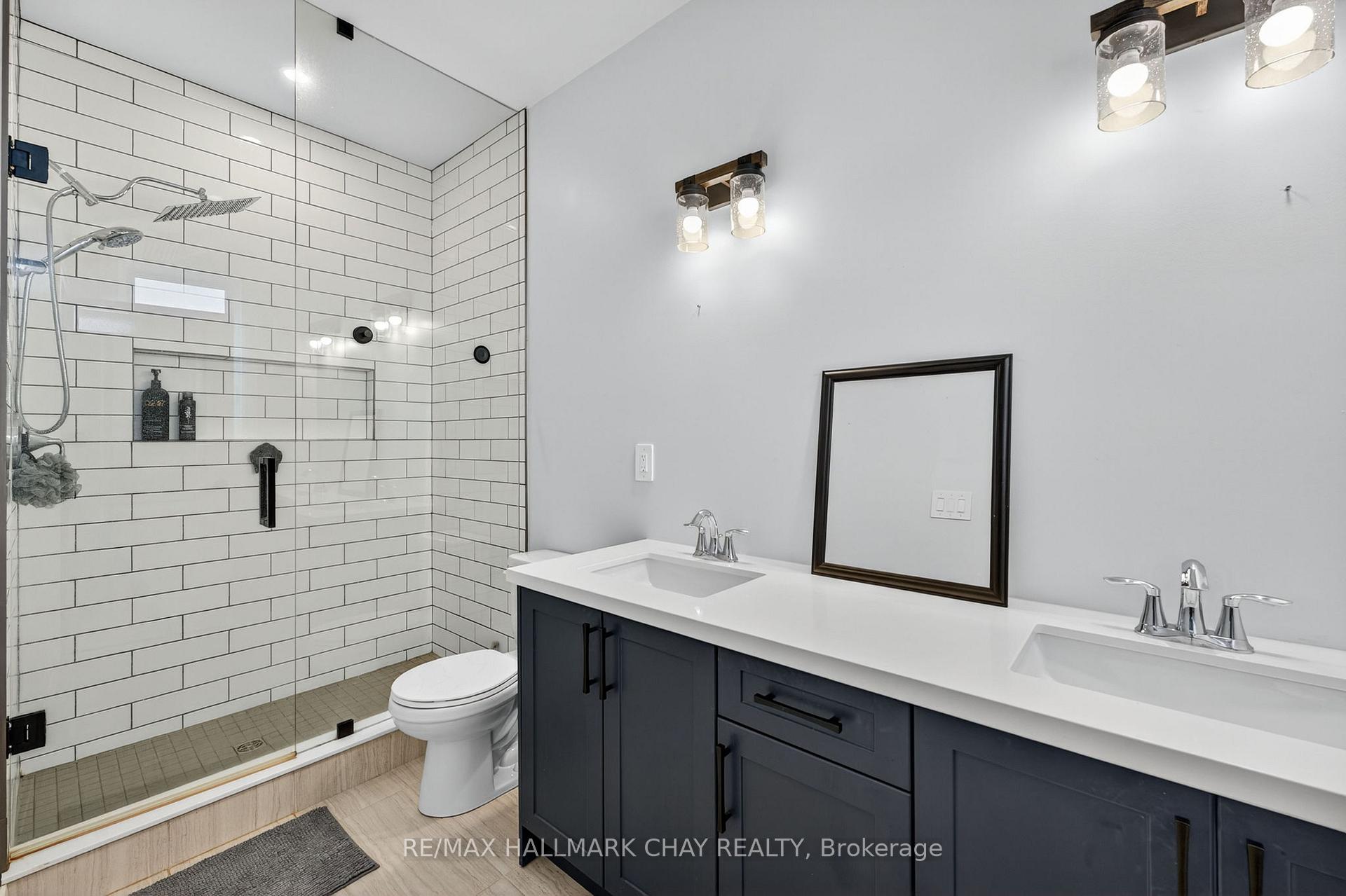 Photo 12 of 138 Ritchie Crescent, Springwater, Elmvale — HOMEH
