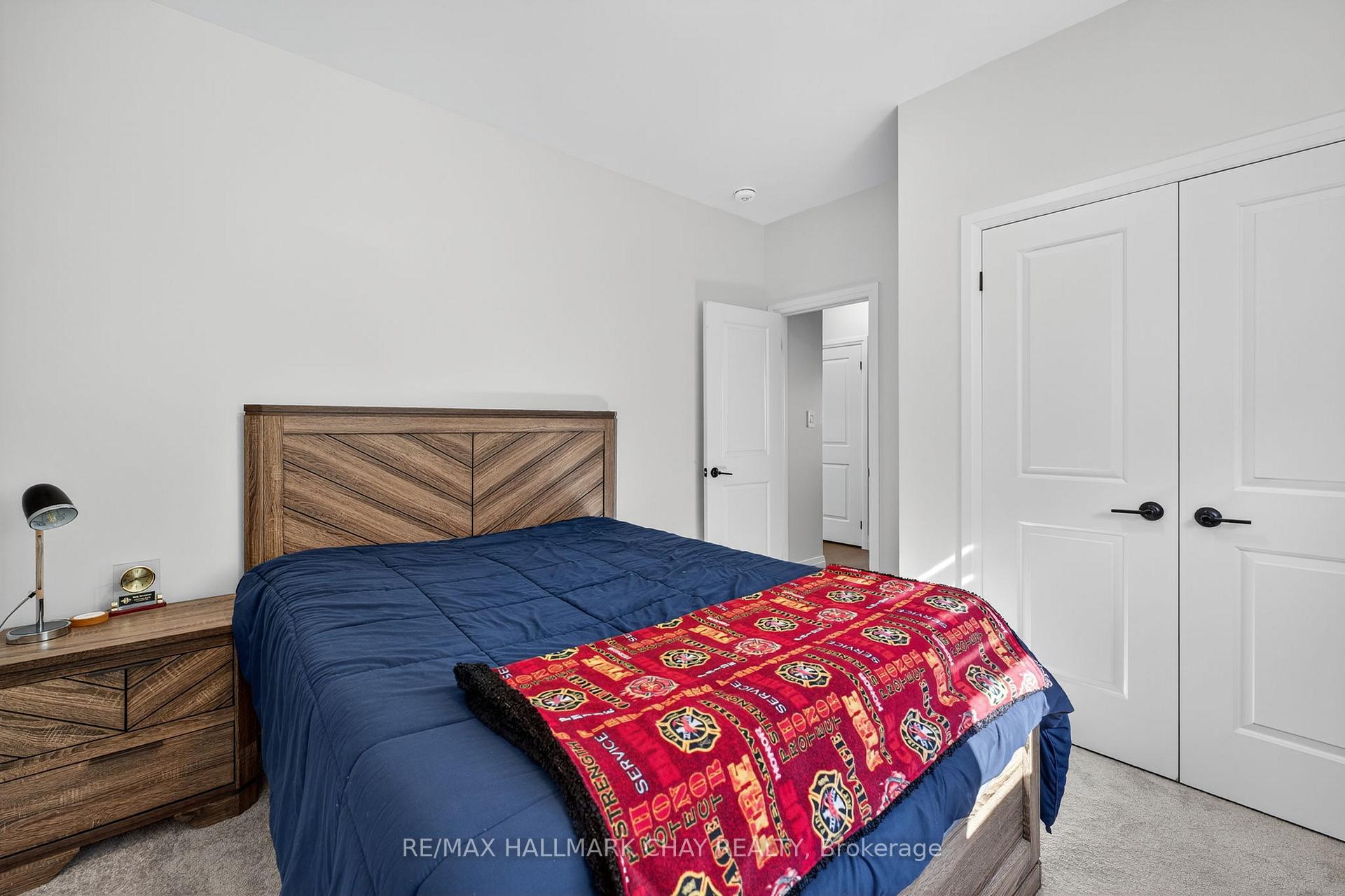 Photo 13 of 138 Ritchie Crescent, Springwater, Elmvale — HOMEH