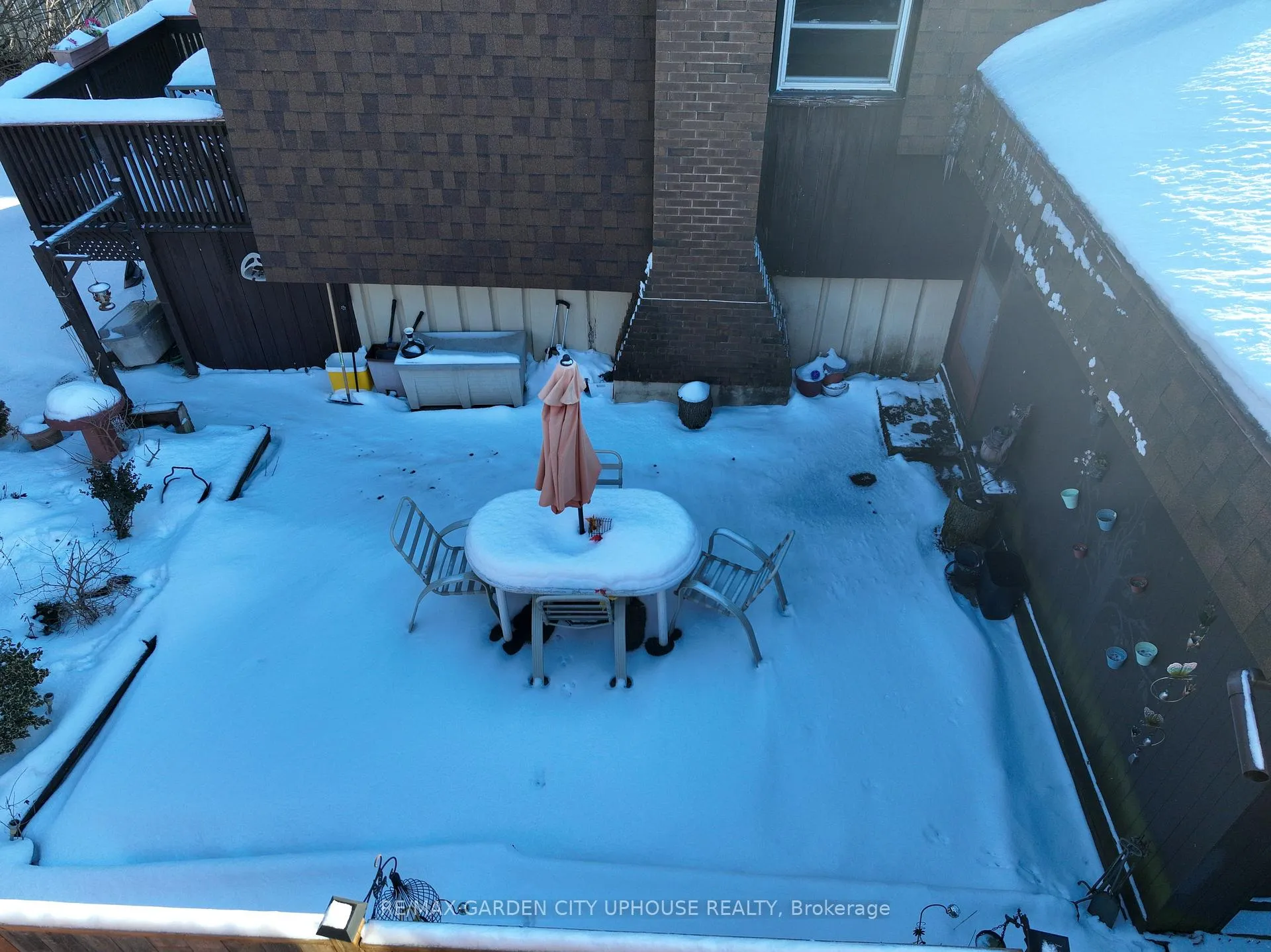 Photo 129 of 56 The Cedars, St. Catharines, Vine/Linwell — HOMEH