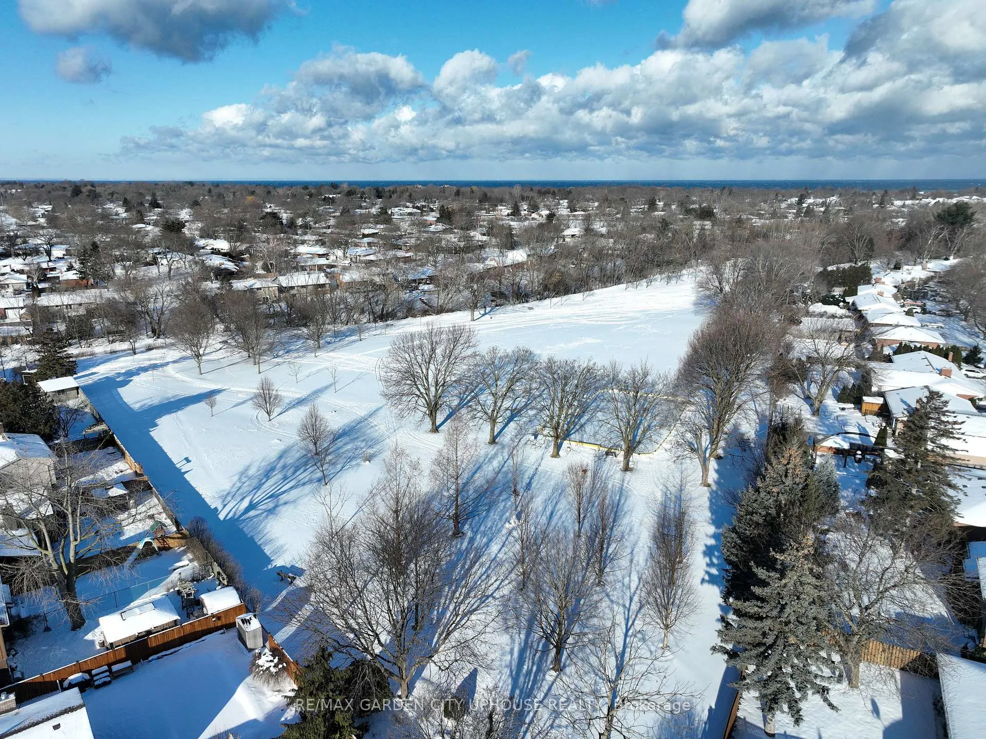 Photo 135 of 56 The Cedars, St. Catharines, Vine/Linwell — HOMEH