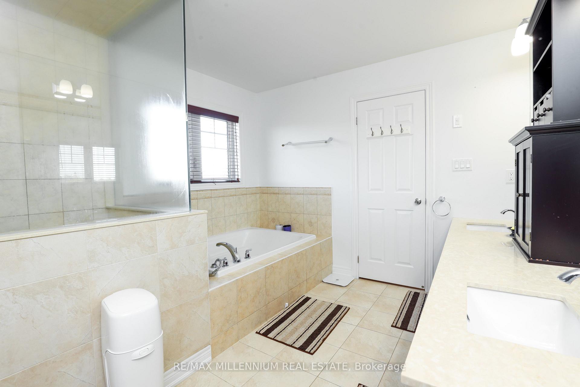 Photo 18 of 58 Trail Boulevard, Springwater, Centre Vespra — HOMEH