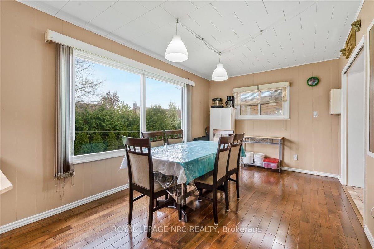 Photo 11 of 16 Dunraven Avenue, St. Catharines, Carlton/Bunting — HOMEH