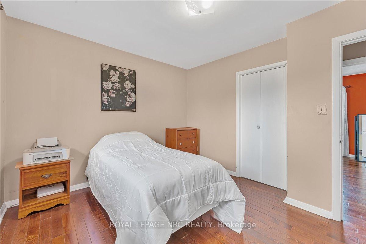 Photo 14 of 16 Dunraven Avenue, St. Catharines, Carlton/Bunting — HOMEH