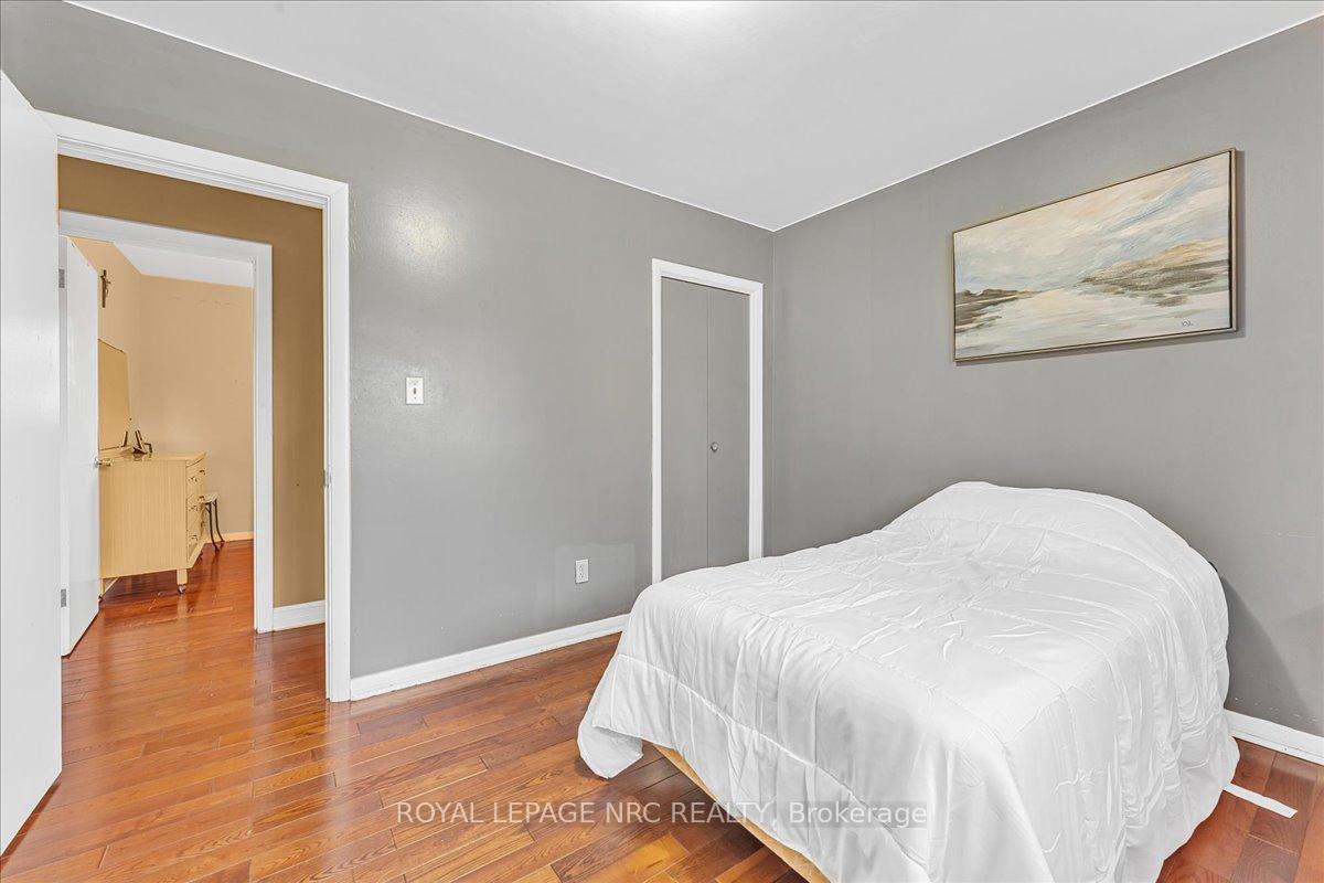 Photo 16 of 16 Dunraven Avenue, St. Catharines, Carlton/Bunting — HOMEH