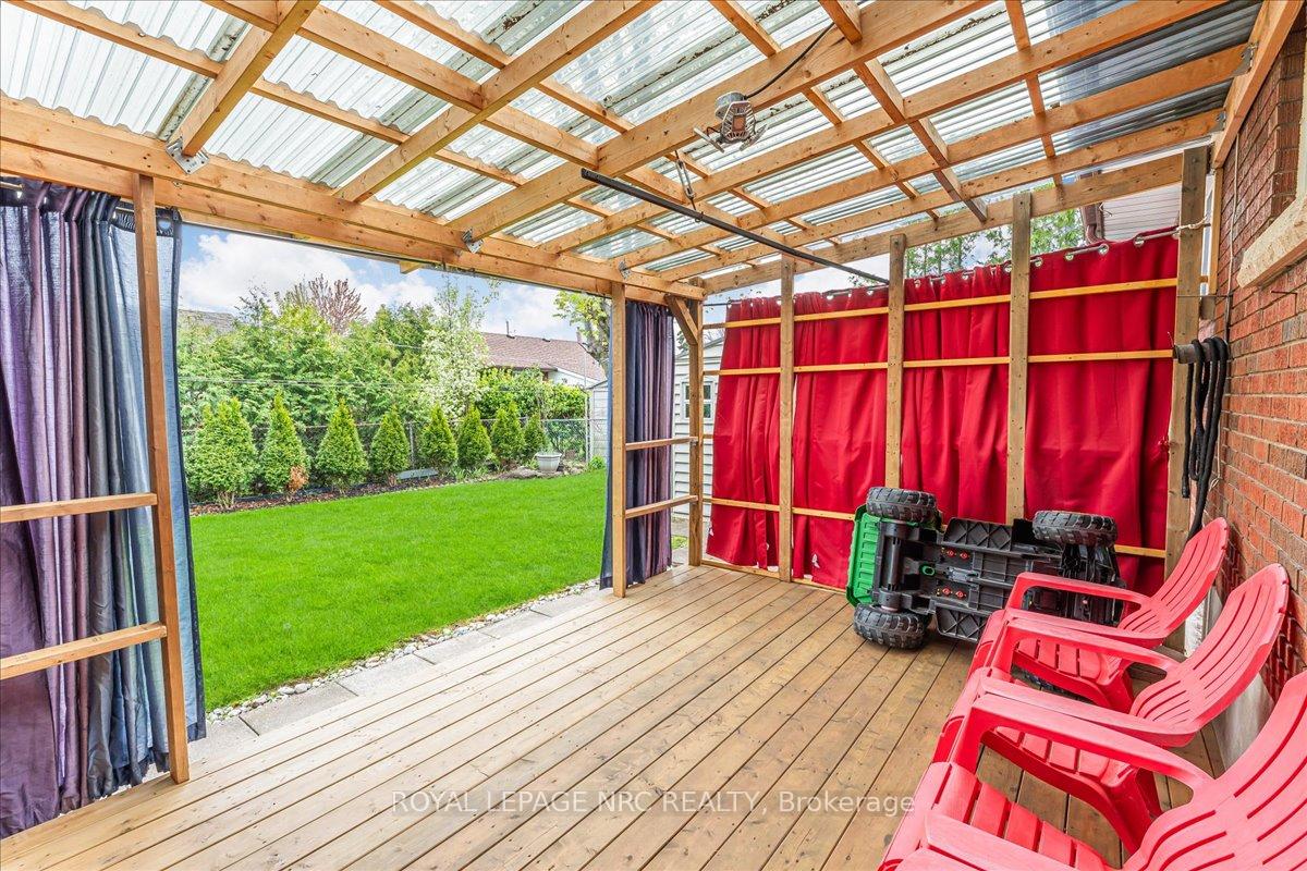 Photo 31 of 16 Dunraven Avenue, St. Catharines, Carlton/Bunting — HOMEH