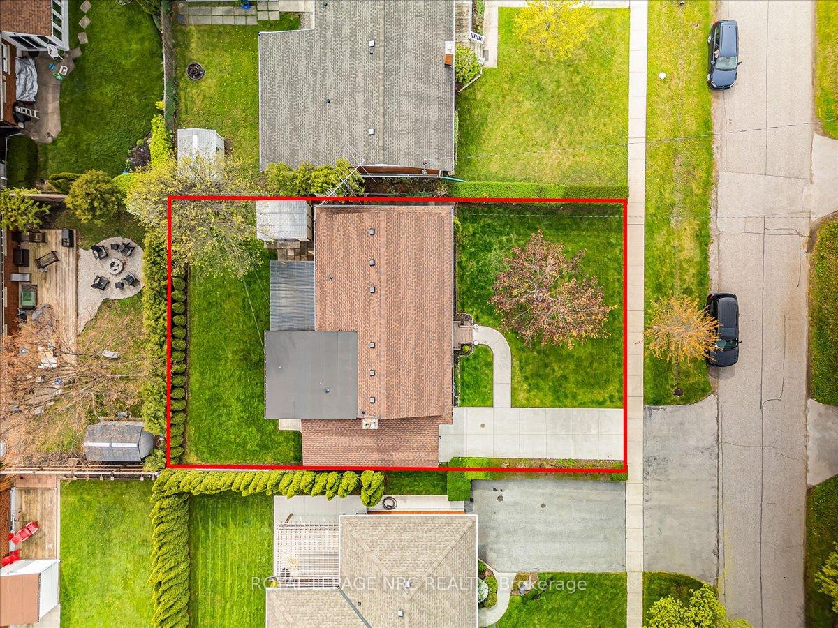 Photo 34 of 16 Dunraven Avenue, St. Catharines, Carlton/Bunting — HOMEH