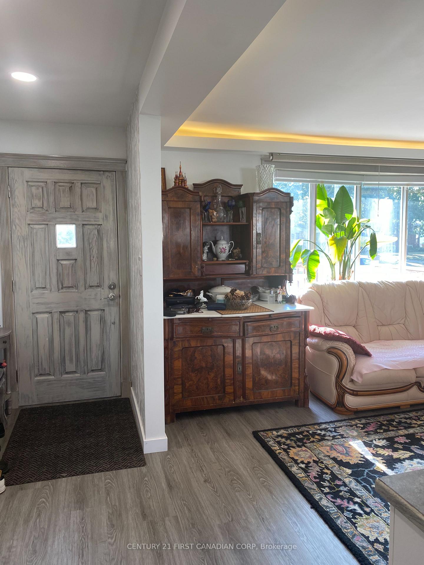Photo 3 of Unit Main level, 345 Astor Park, St. Clair — HOMEH