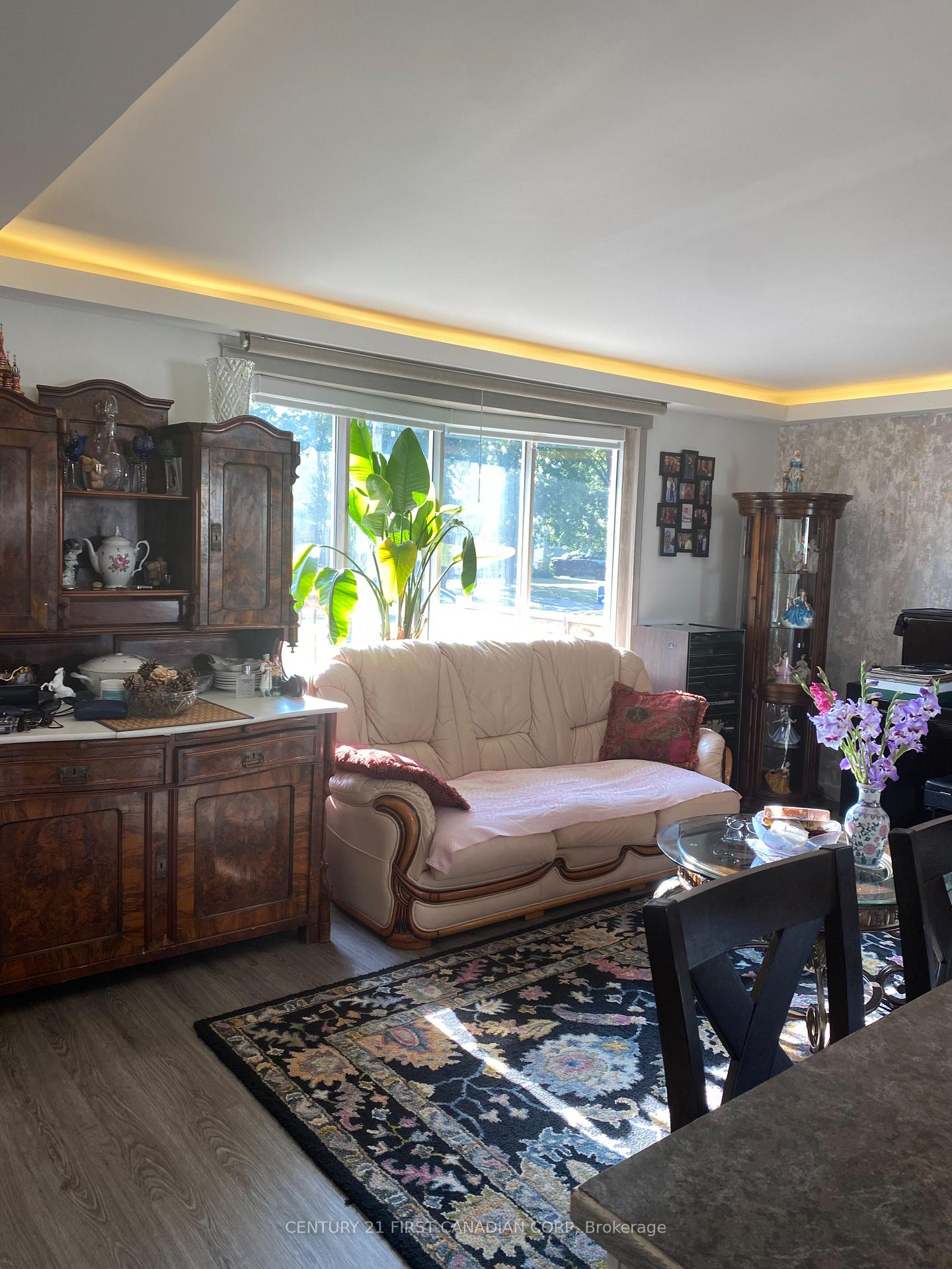 Photo 4 of Unit Main level, 345 Astor Park, St. Clair — HOMEH