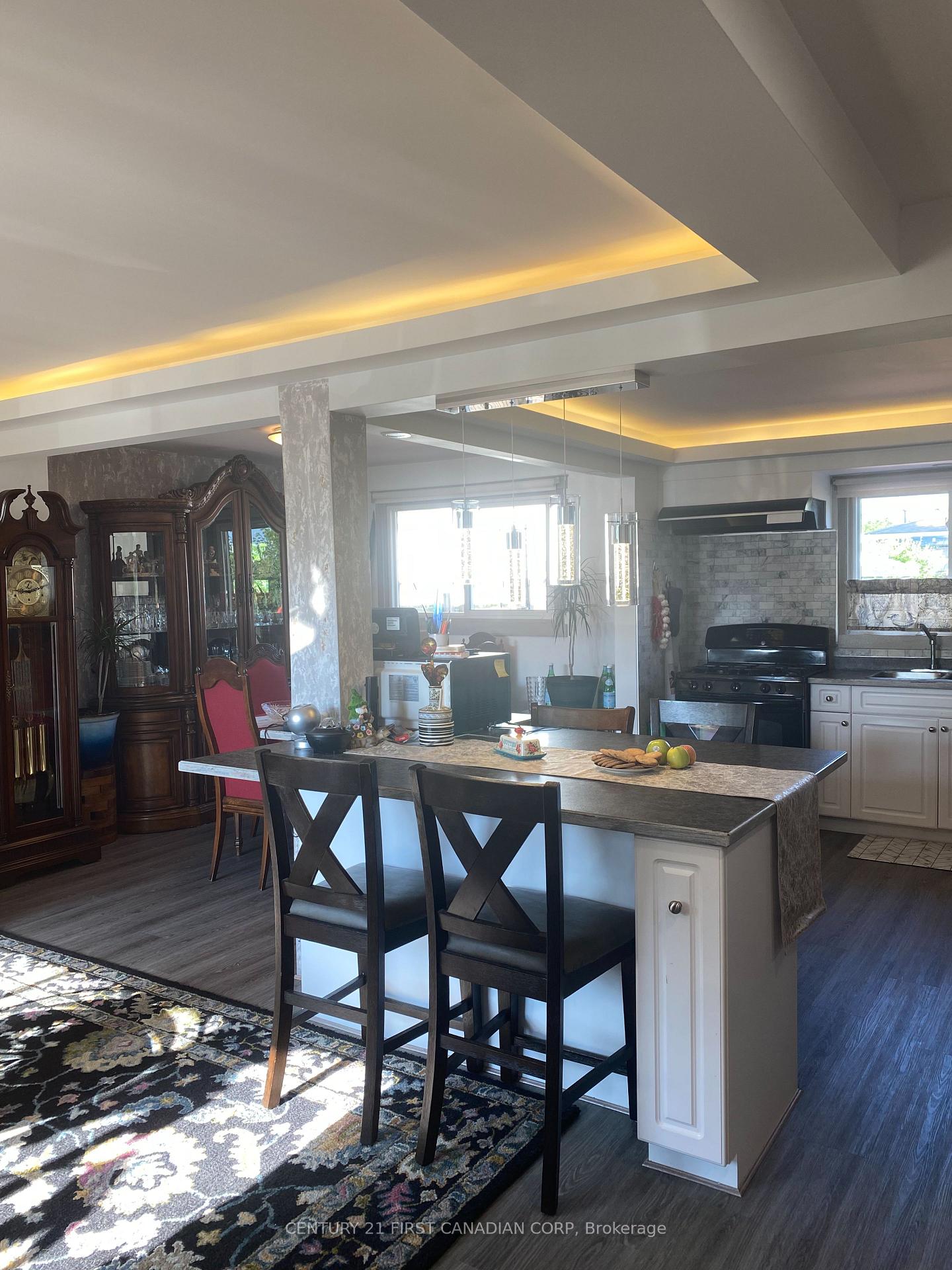 Photo 5 of Unit Main level, 345 Astor Park, St. Clair — HOMEH