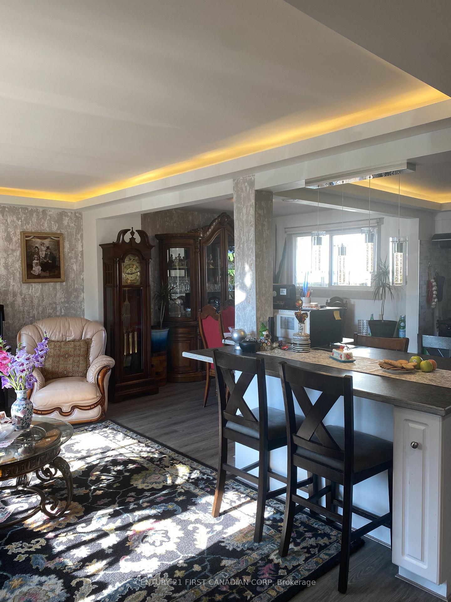 Photo 6 of Unit Main level, 345 Astor Park, St. Clair — HOMEH
