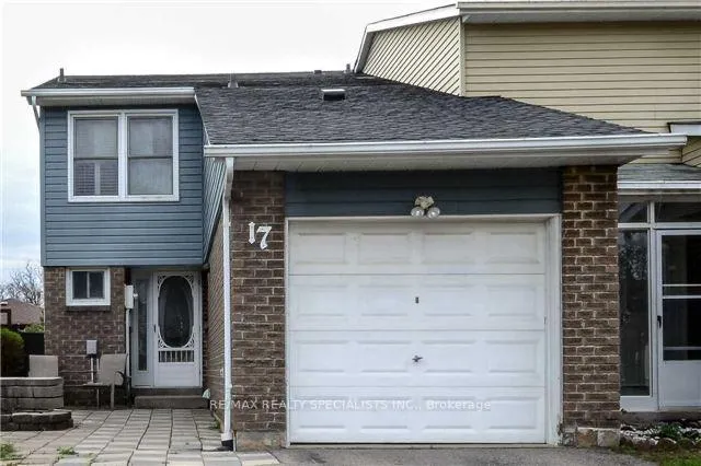 Photo 2 of 17 Gilmore Drive, Brampton, Madoc — HOMEH