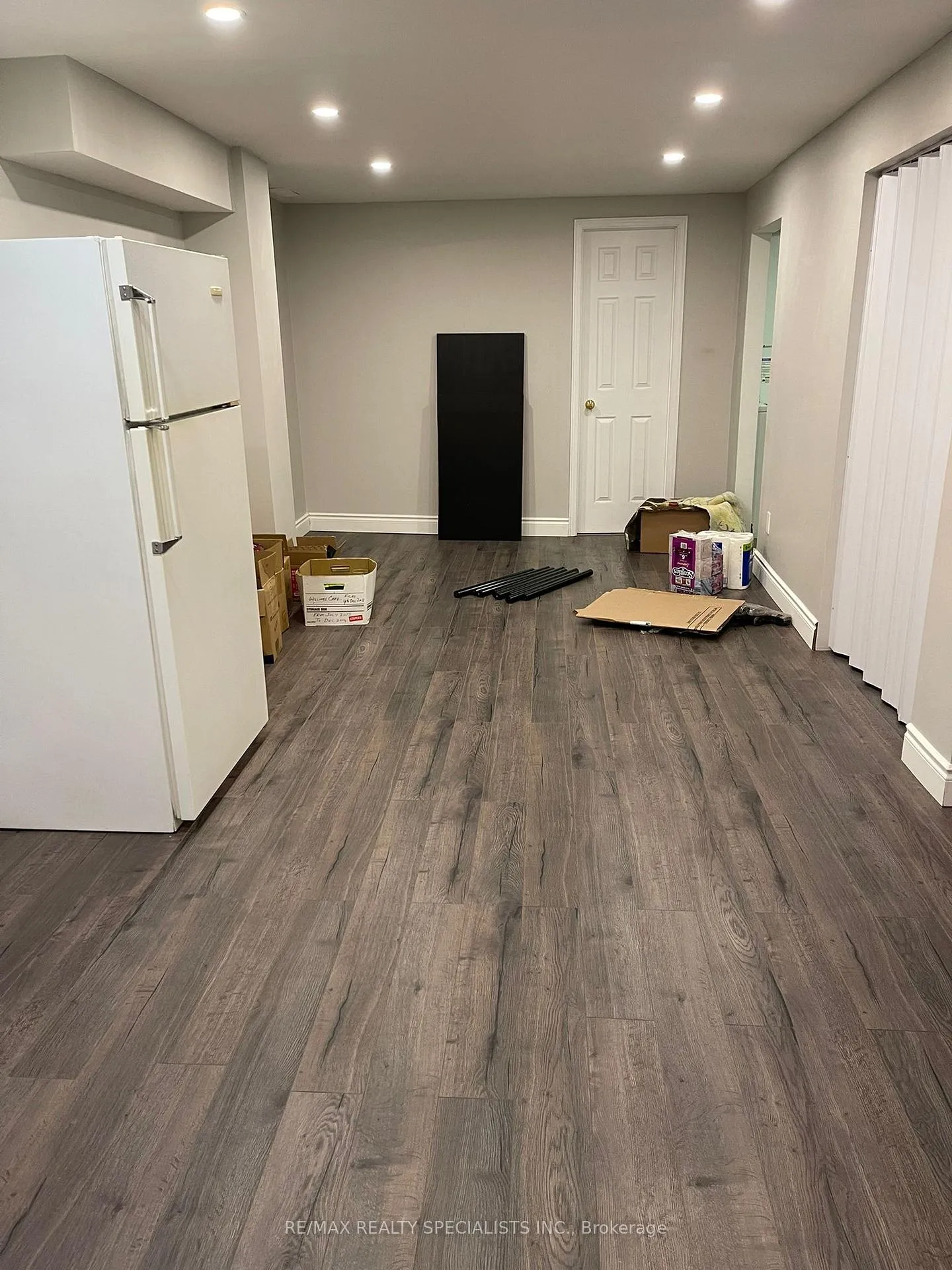 Photo 18 of 17 Gilmore Drive, Brampton, Madoc — HOMEH