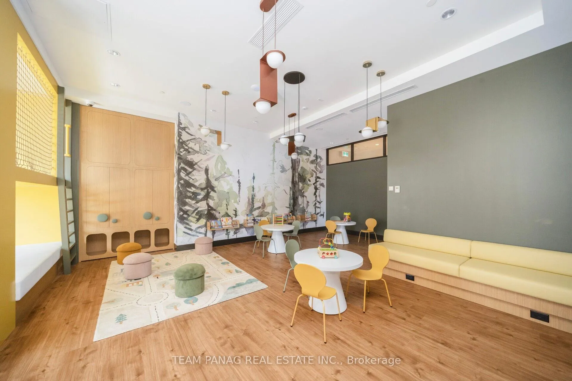 Photo 8 of Unit 421, 20 All Nations Drive, Brampton, Northwest Brampton — HOMEH
