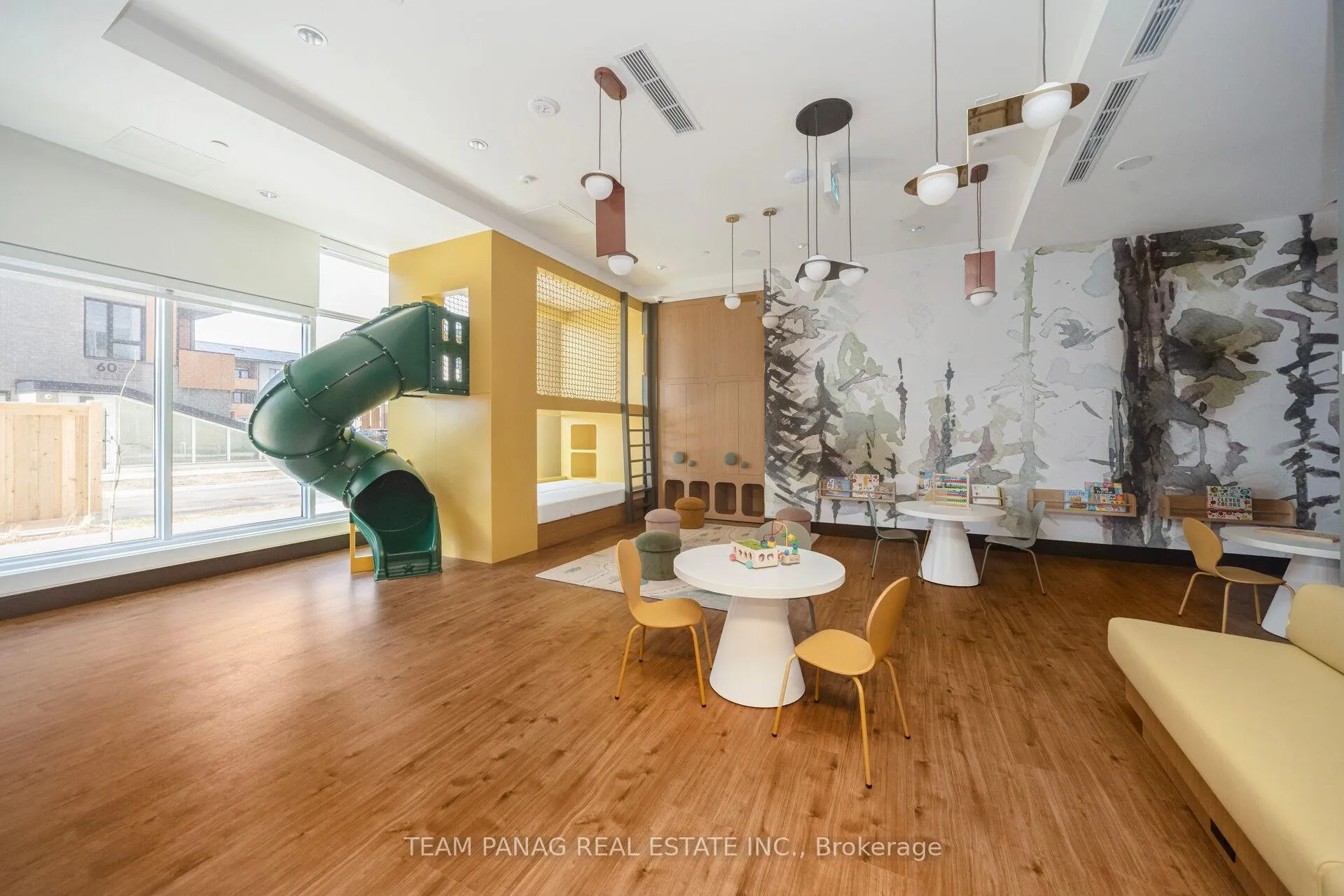 Photo 9 of Unit 421, 20 All Nations Drive, Brampton, Northwest Brampton — HOMEH
