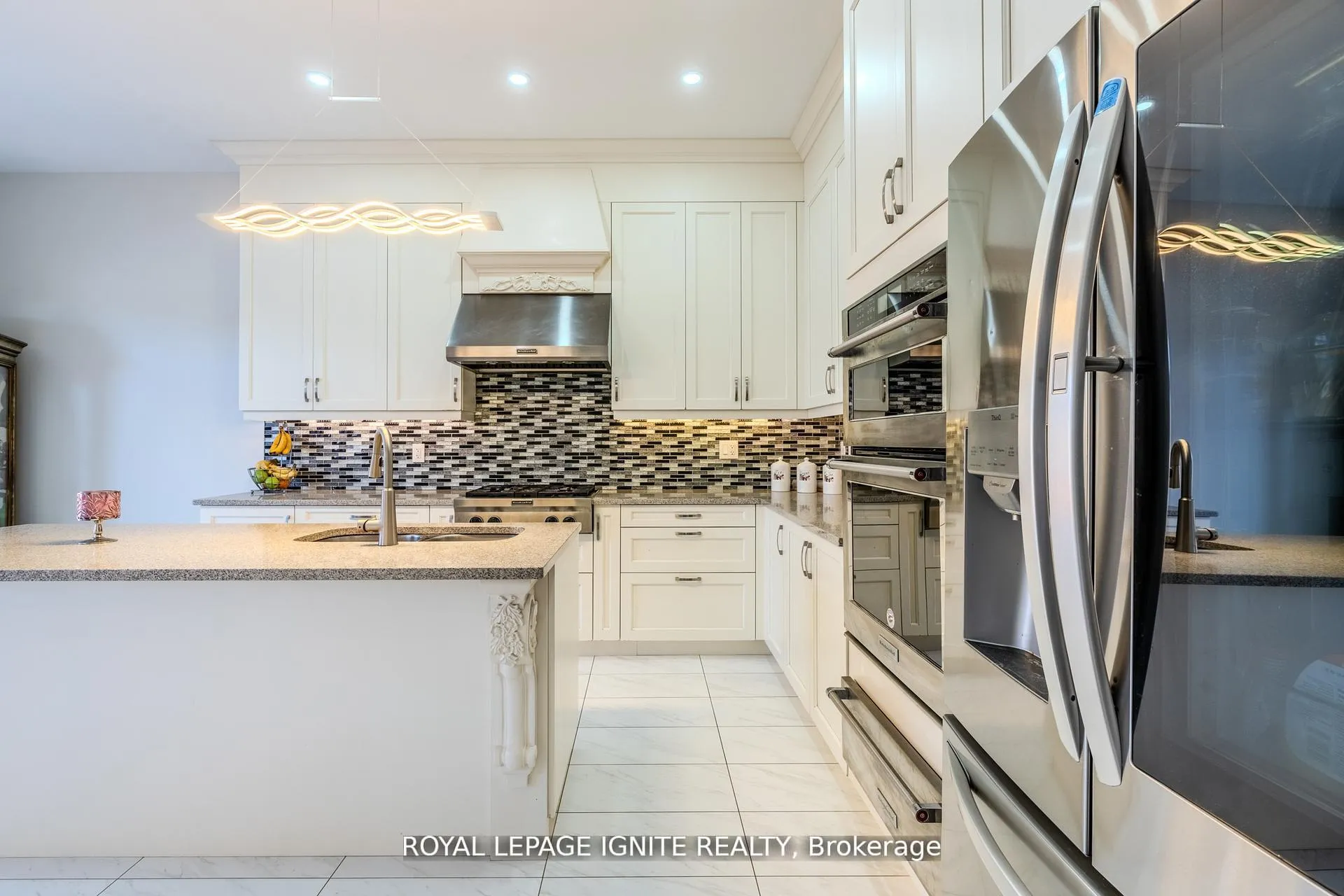 Photo 9 of 73 Kentwood Crescent, Markham, Box Grove — HOMEH