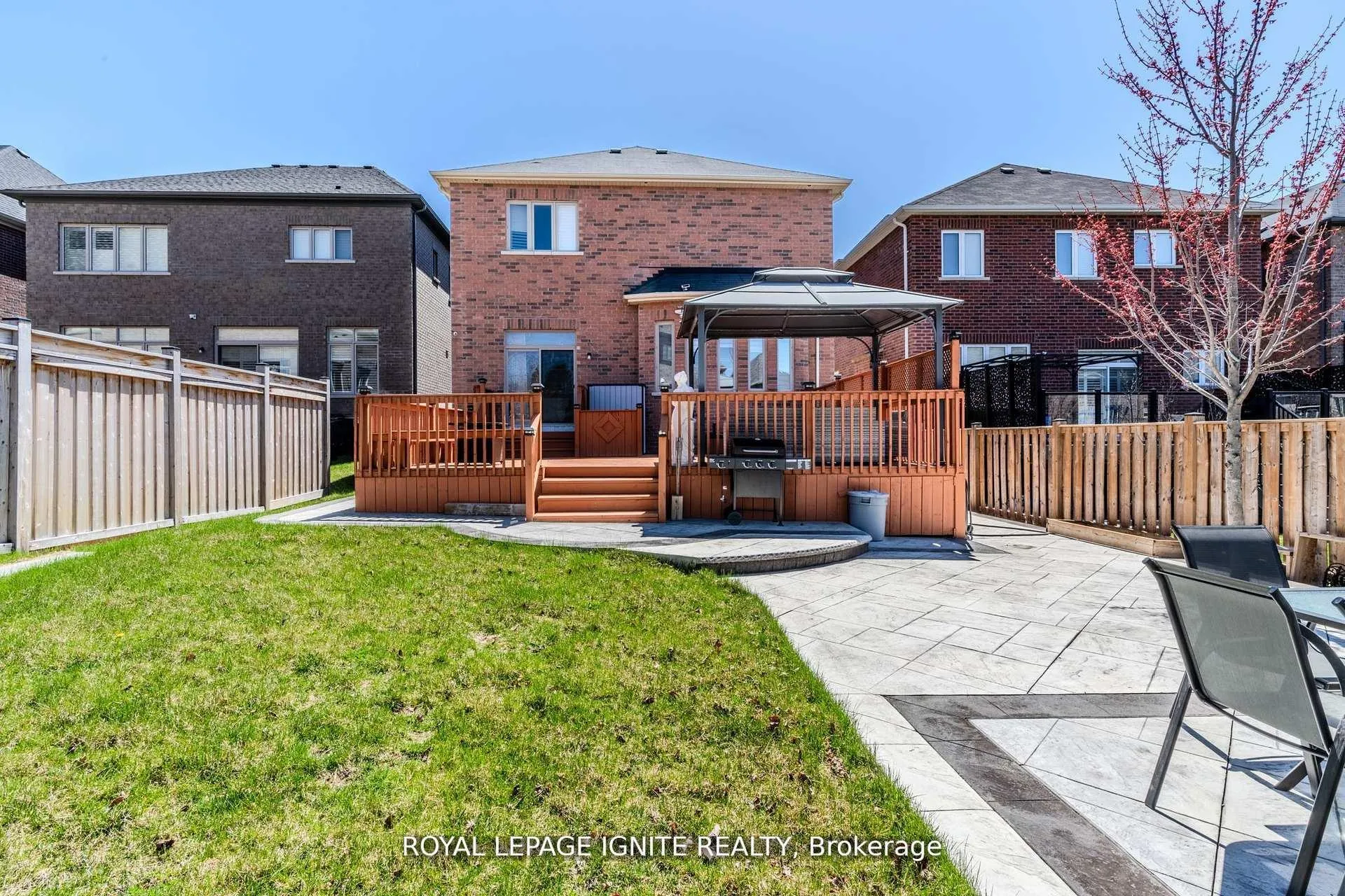 Photo 48 of 73 Kentwood Crescent, Markham, Box Grove — HOMEH