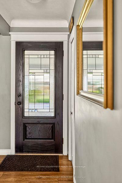 Photo 5 of 12 Ridley Heights Drive, St. Catharines, Ridley — HOMEH
