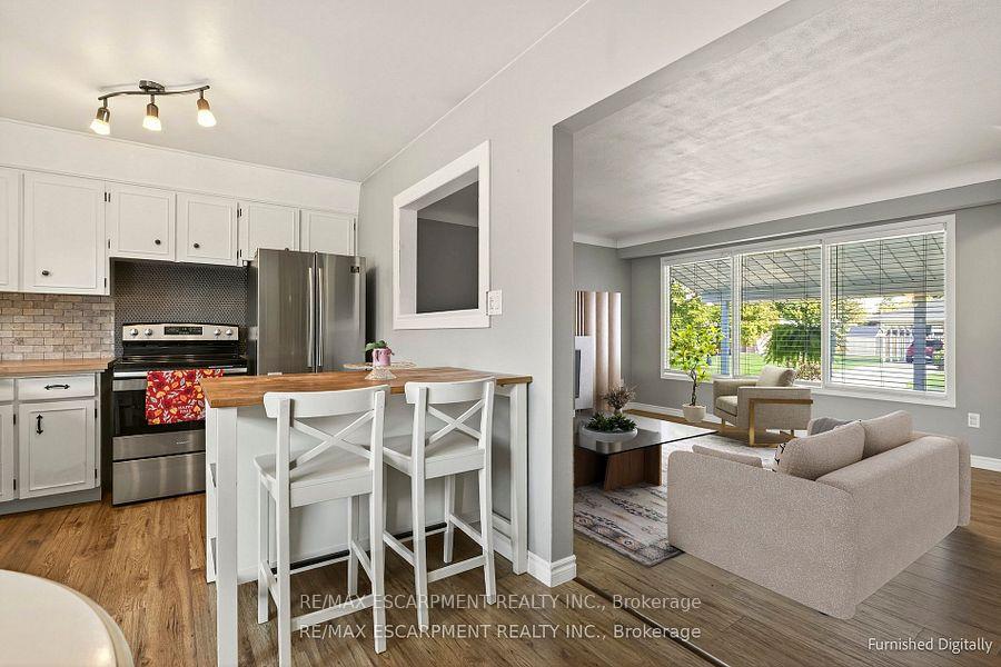 Photo 15 of 12 Ridley Heights Drive, St. Catharines, Ridley — HOMEH