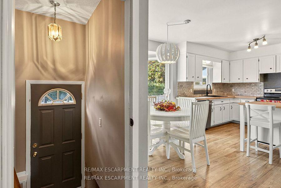 Photo 18 of 12 Ridley Heights Drive, St. Catharines, Ridley — HOMEH