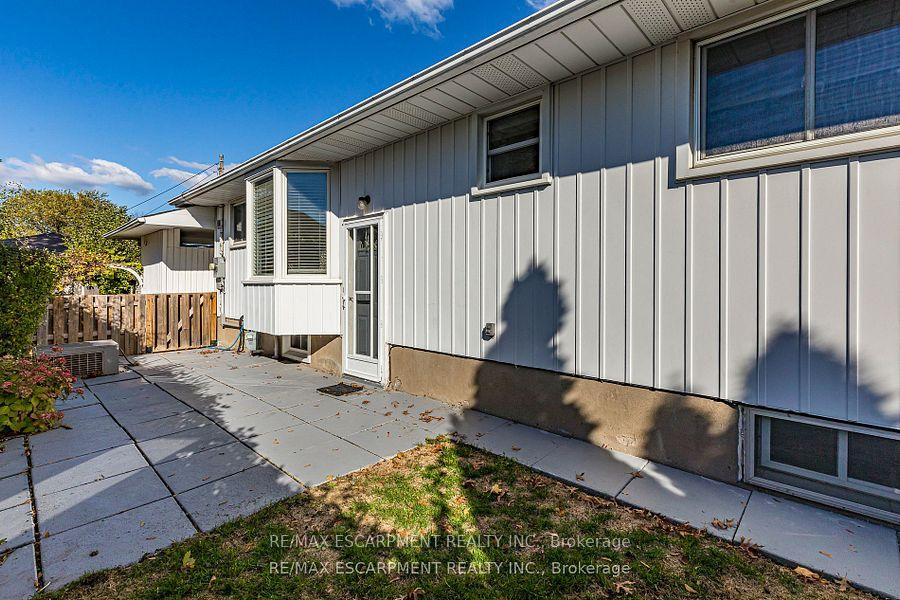Photo 35 of 12 Ridley Heights Drive, St. Catharines, Ridley — HOMEH