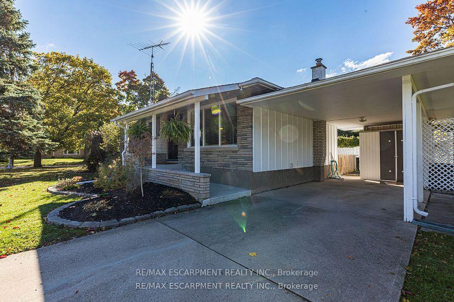 Photo 37 of 12 Ridley Heights Drive, St. Catharines, Ridley — HOMEH