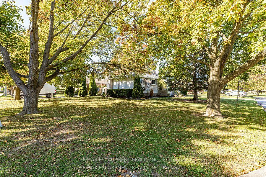 Photo 42 of 12 Ridley Heights Drive, St. Catharines, Ridley — HOMEH