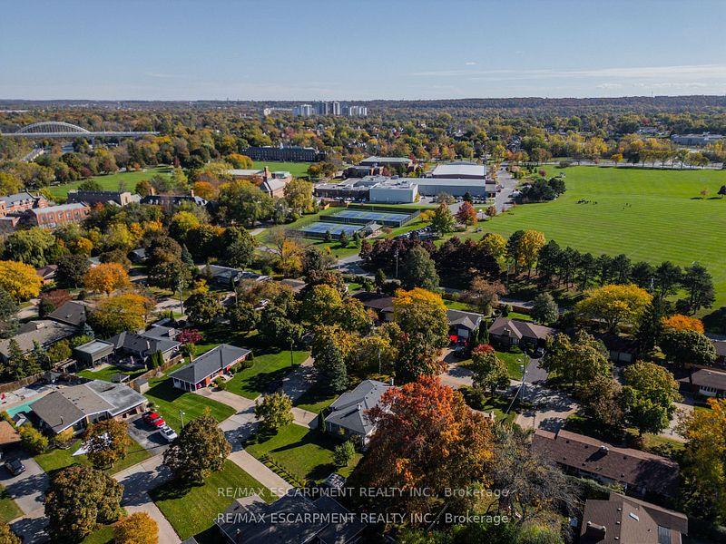 Photo 48 of 12 Ridley Heights Drive, St. Catharines, Ridley — HOMEH