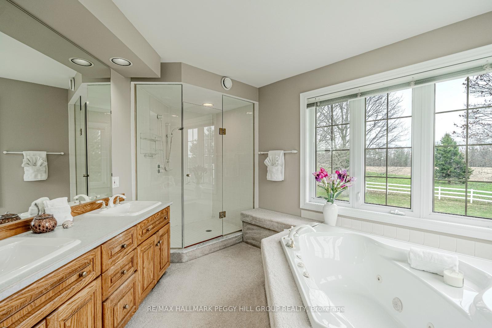 Photo 7 of 1331 Flos Road 3 E, Springwater, Rural Springwater — HOMEH