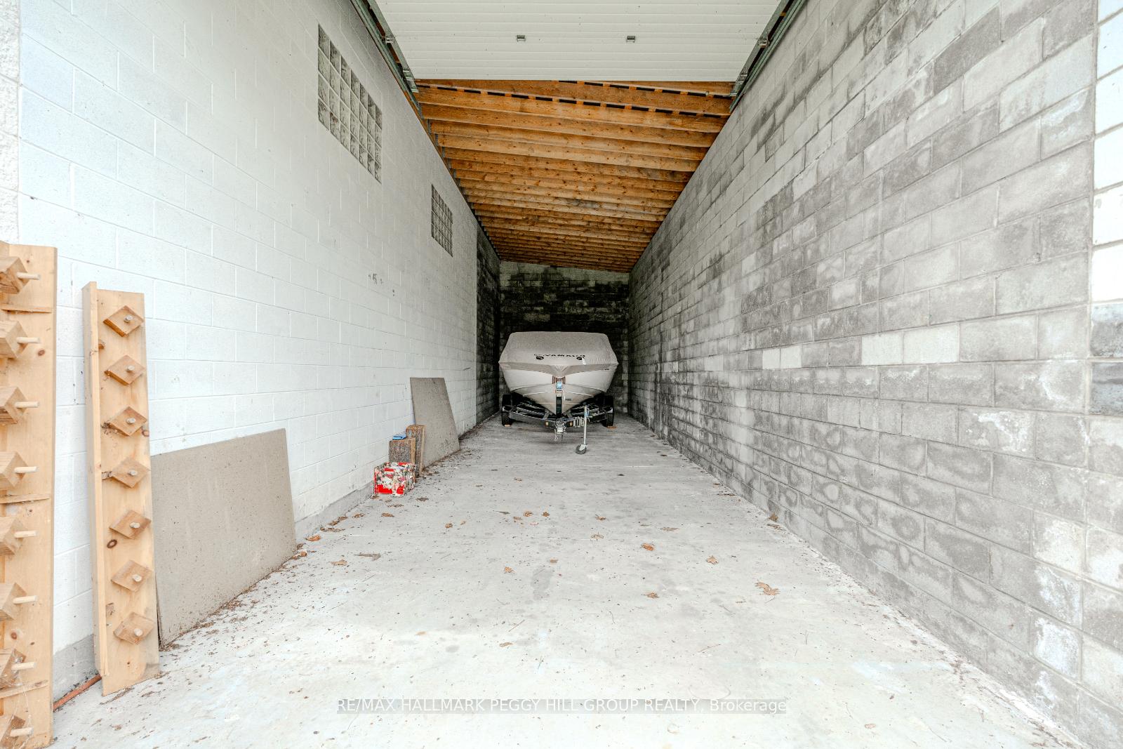 Photo 24 of 1331 Flos Road 3 E, Springwater, Rural Springwater — HOMEH