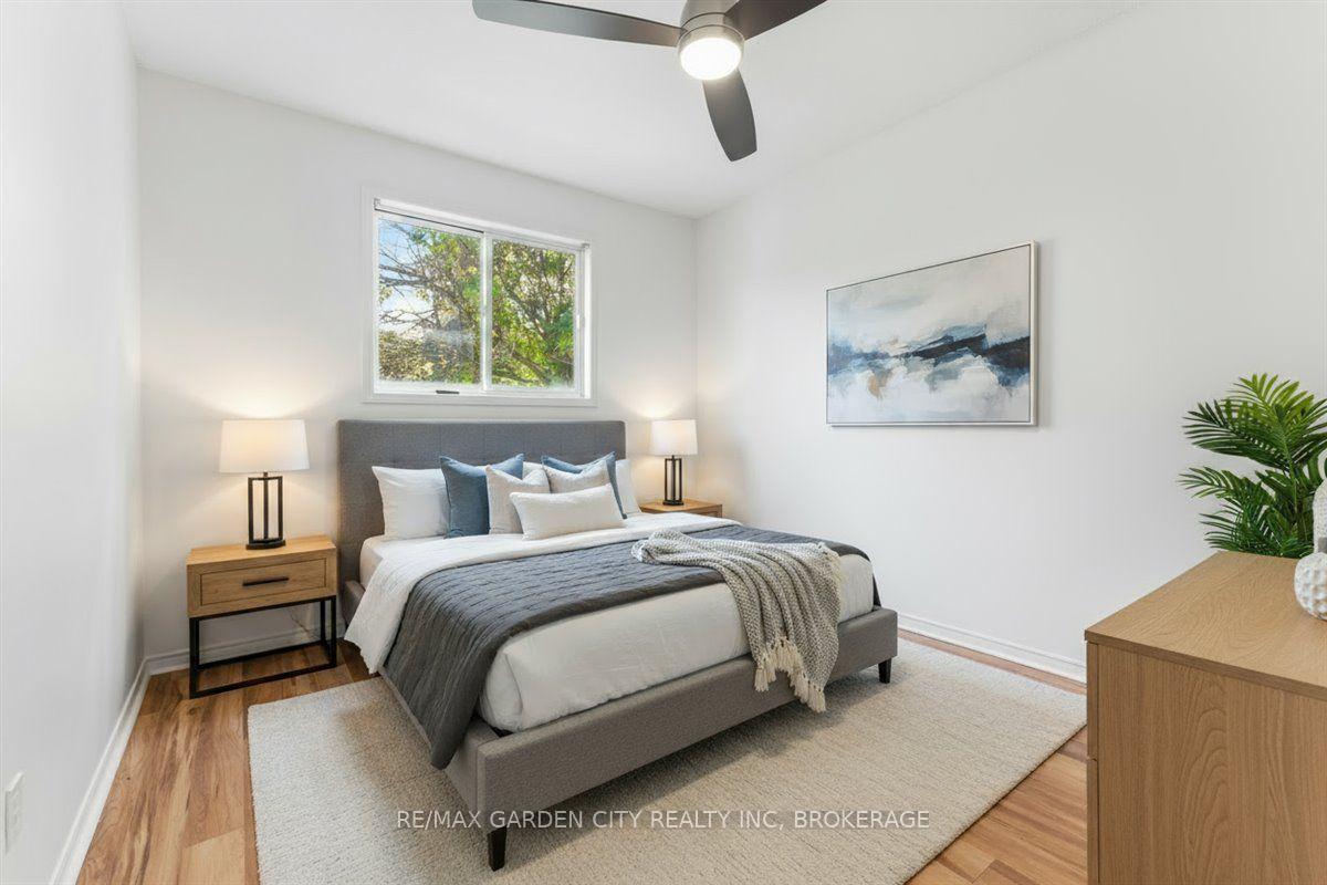 Photo 17 of Unit Main, 4 Fox Trail Drive, St. Catharines, Rykert/Vansickle — HOMEH