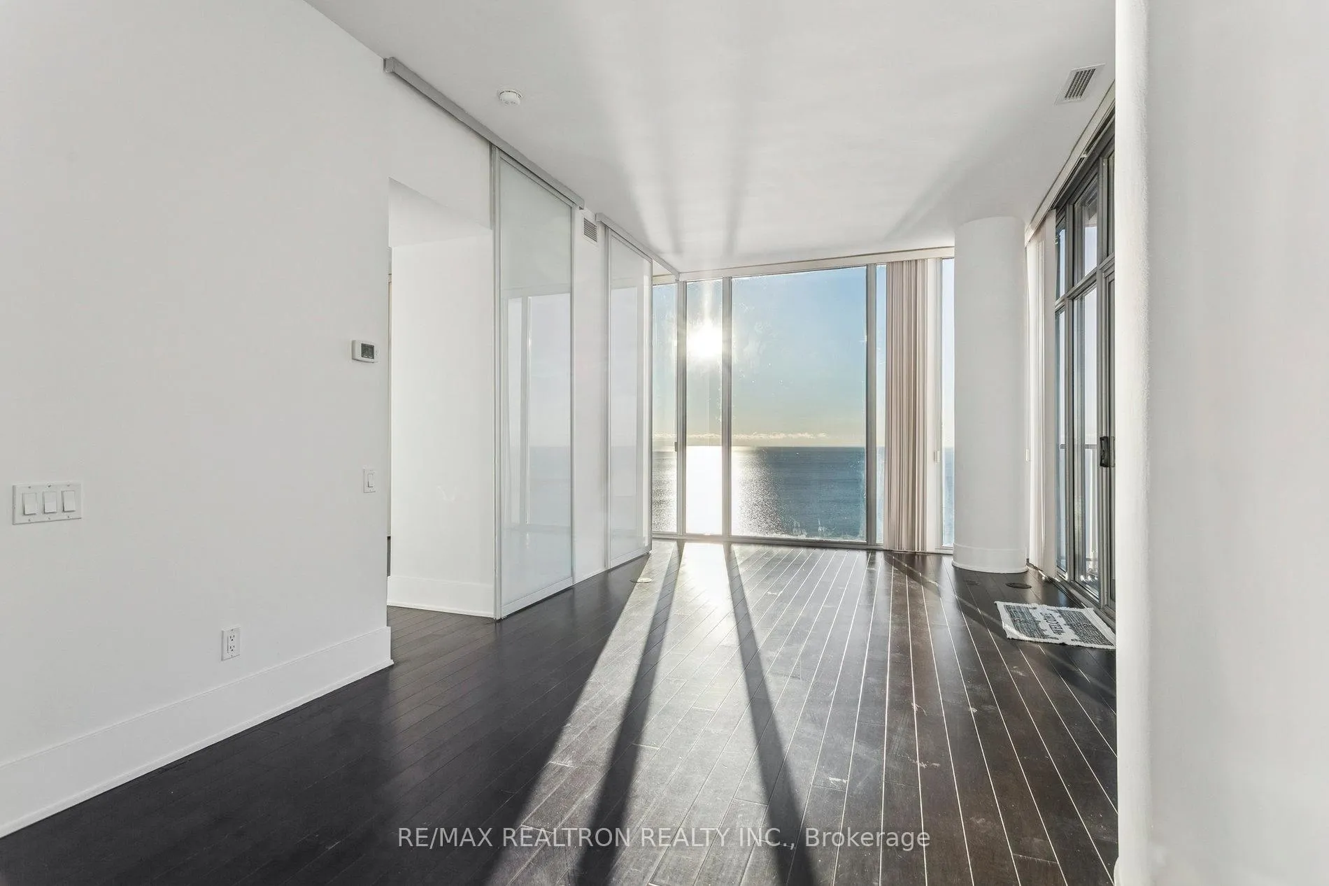 Front of Unit 2805, 103 The Queensway