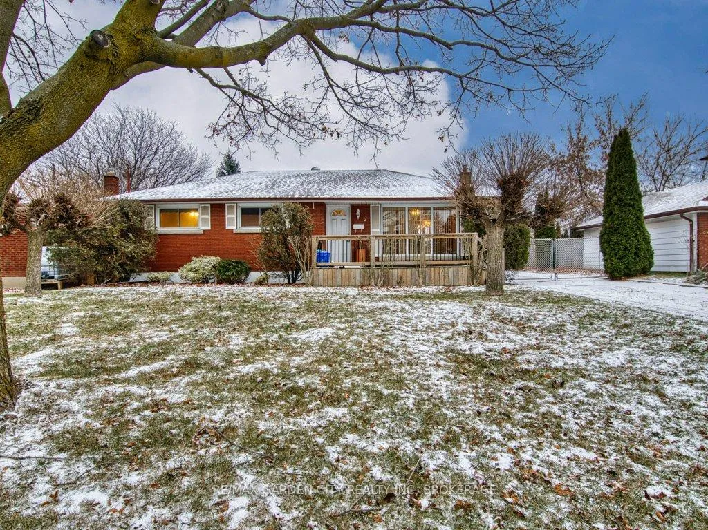 Photo 1 of 2 Sikorski Avenue, St. Catharines, Carlton/Bunting — HOMEH