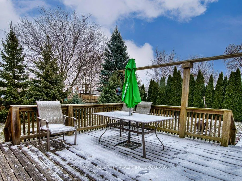 Photo 32 of 2 Sikorski Avenue, St. Catharines, Carlton/Bunting — HOMEH