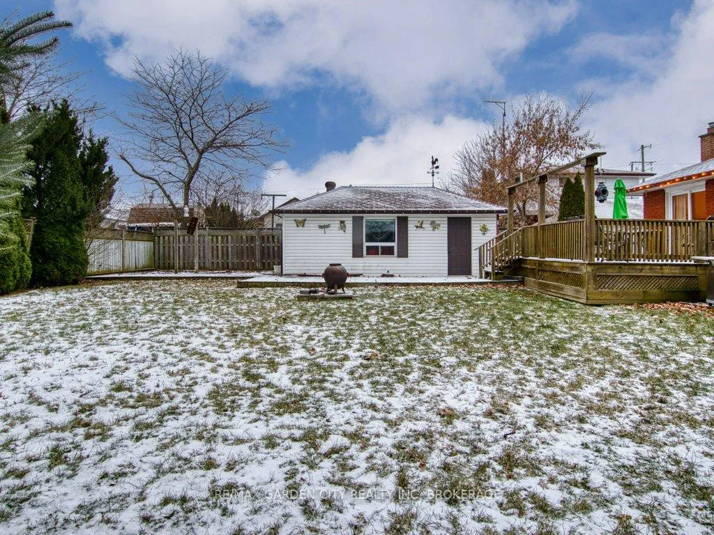 Photo 34 of 2 Sikorski Avenue, St. Catharines, Carlton/Bunting — HOMEH